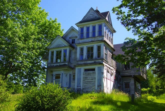 "Beautiful old home - deserted, maybe even haunted"