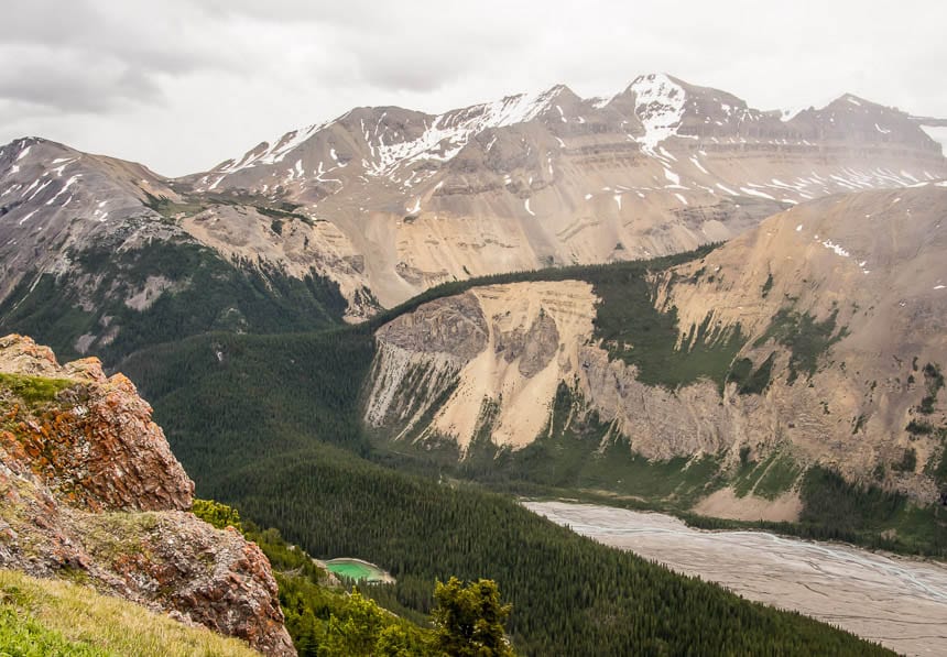 The Parker Ridge Hike on the Icefields Parkway
