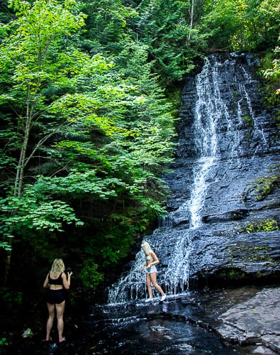 A Trip to Kakabeka Falls near Thunder Bay